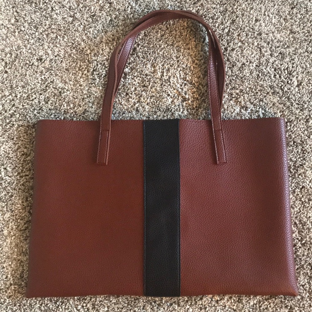 Vince Camuto Tote